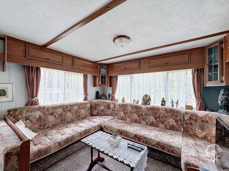 Condrogest - Caravane résidentielle 2 chambres à vendre à Hastière