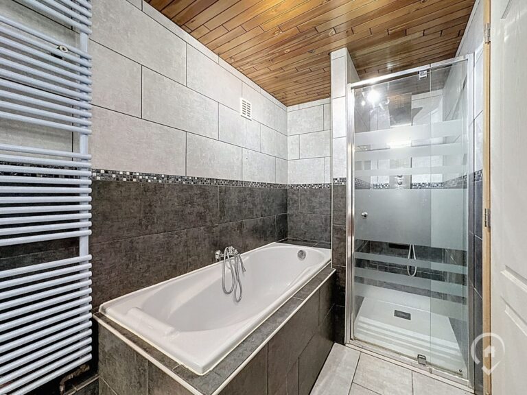 Condrogest - Fermette 3 chambres à vendre à Awagne