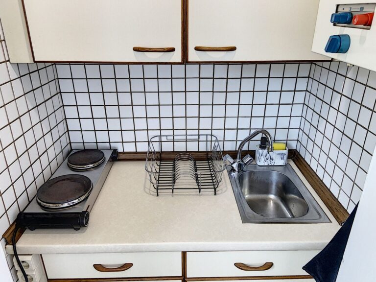 Condrogest - Studio à vendre au centre de Dinant