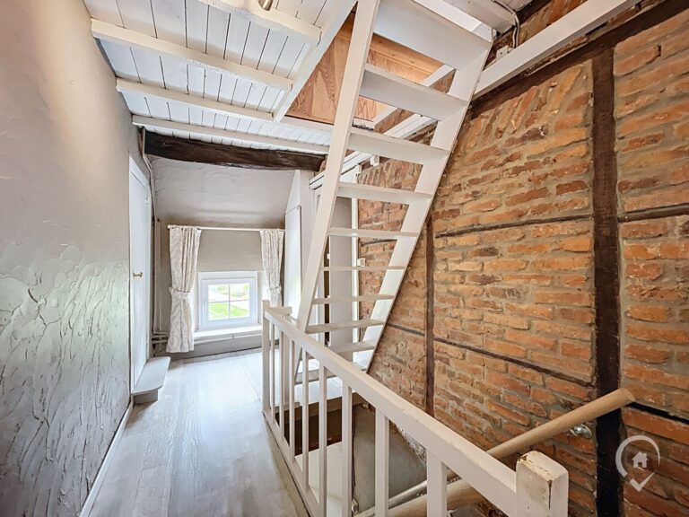 Condrogest - VENDU!!! Magnifique propriété 6 chambres à vendre à Ohey