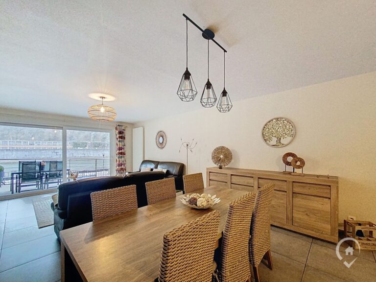 Condrogest - Appartement 2 chambres à louer au centre de Dinant