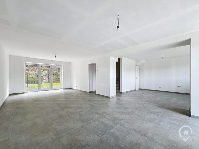 Condrogest - Maison totalement rénovée PEB A+ à vendre à Willerzie