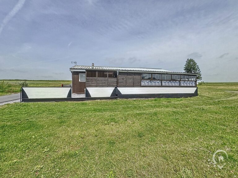 Condrogest - Chalet 1 chambre à vendre en parfait état dans les campagnes d'Onhaye