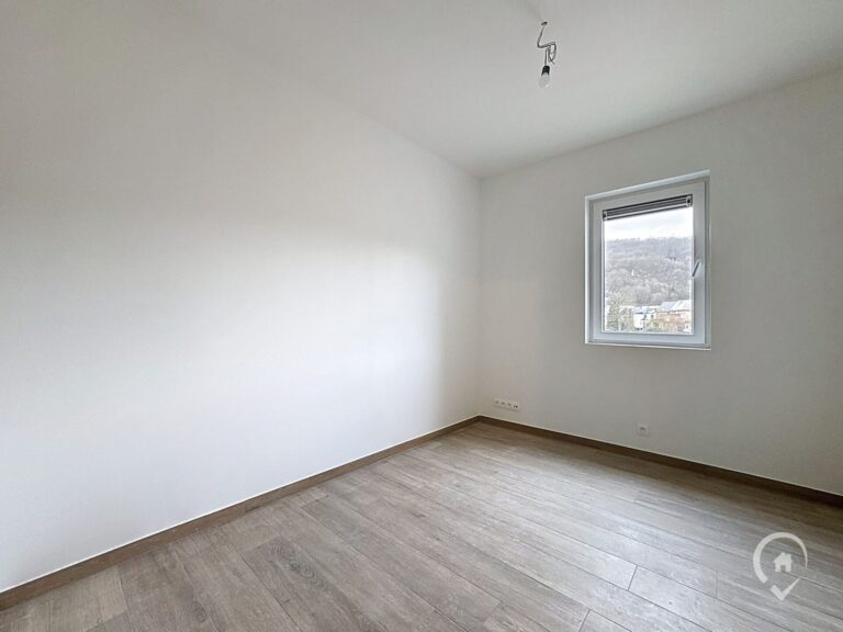 Condrogest - Appartement neuf 3 chambres à vendre à Yvoir