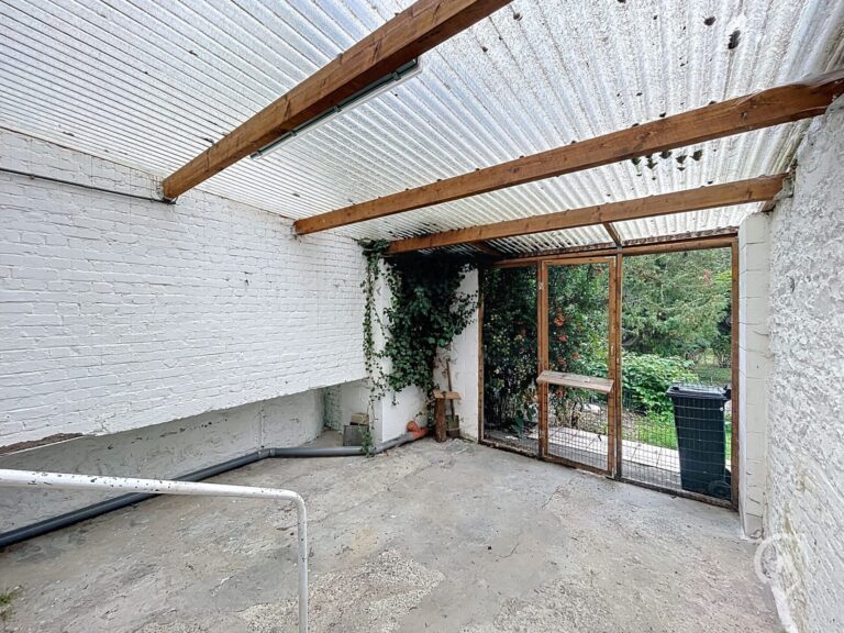 Condrogest - Maison de  6 chambres avec beau jardin à Profondeville