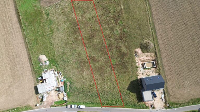 Condrogest - Magnifique terrain de 18,92 ares à vendre à la Sarte