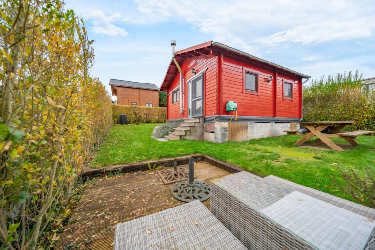 Condrogest - Chalet 1 chambre à vendre à Hastière