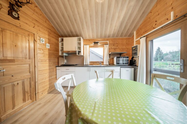 Condrogest - Chalet 1 chambre à vendre à Hastière