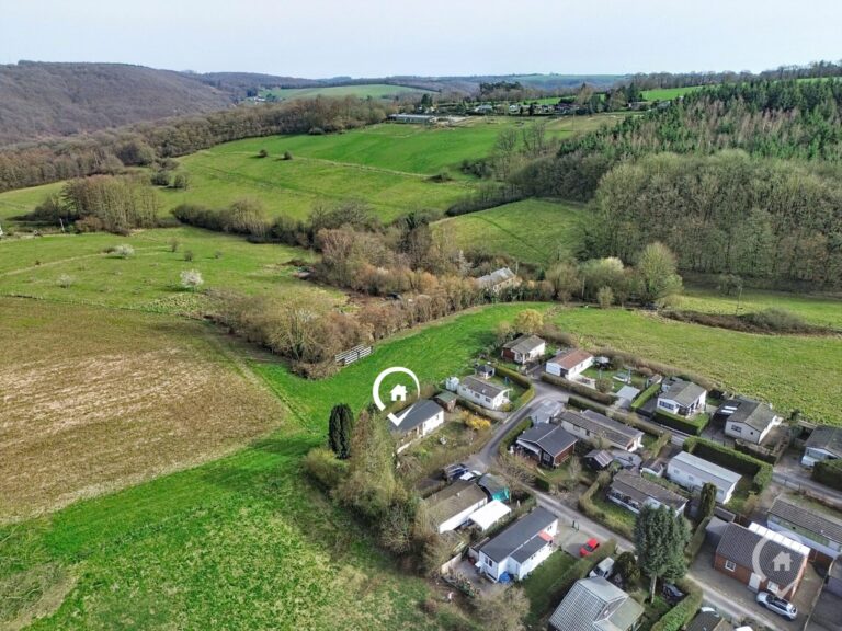 Condrogest - Chalet 2 chambres à vendre à la Gayolle, à Yvoir