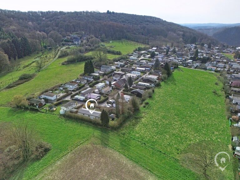 Condrogest - Chalet 2 chambres à vendre à la Gayolle, à Yvoir