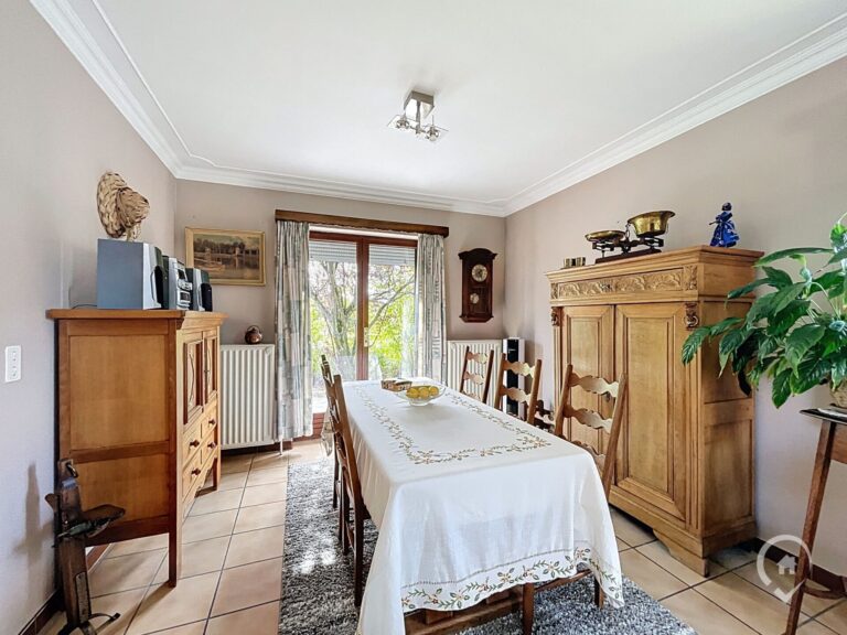Condrogest - VENDU !!! Agréable maison de 4 chambres