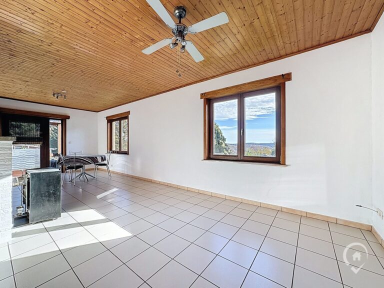 Condrogest - Maison 2 chambres à vendre à Hastière