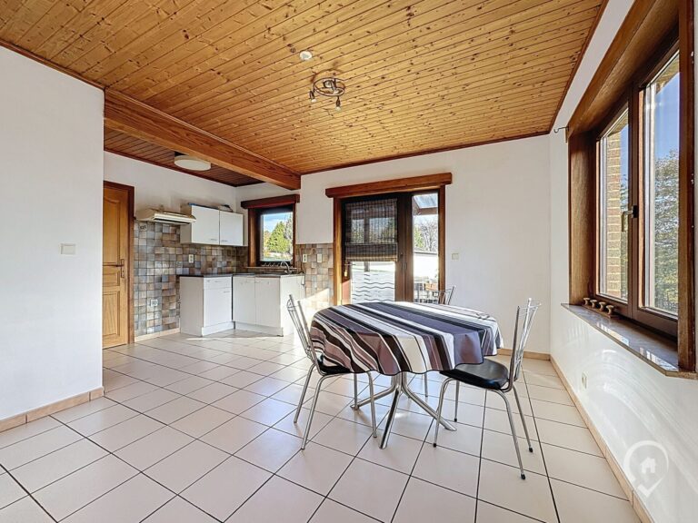 Condrogest - Maison 2 chambres à vendre à Hastière