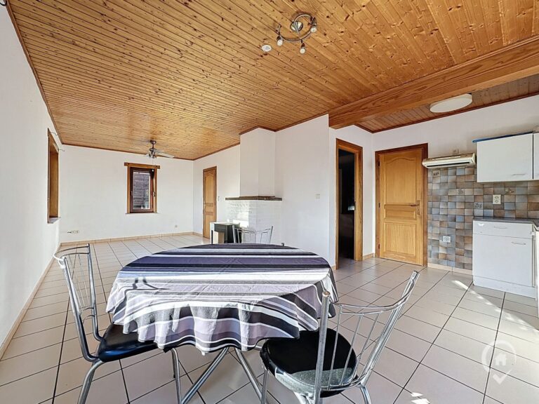 Condrogest - Maison 2 chambres à vendre à Hastière