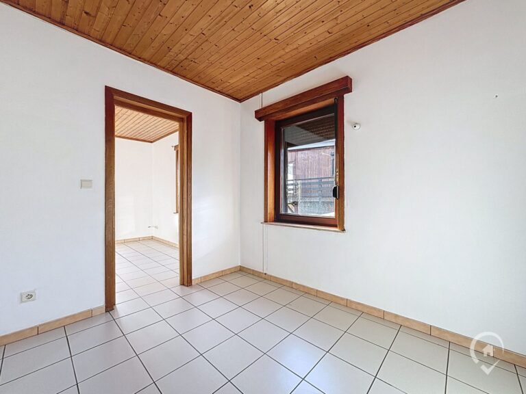 Condrogest - Maison 2 chambres à vendre à Hastière