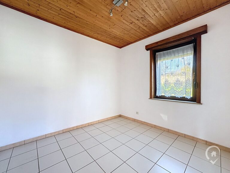 Condrogest - Maison 2 chambres à vendre à Hastière