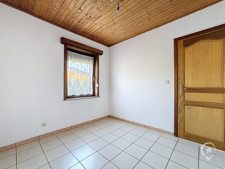 Condrogest - Maison 2 chambres à vendre à Hastière