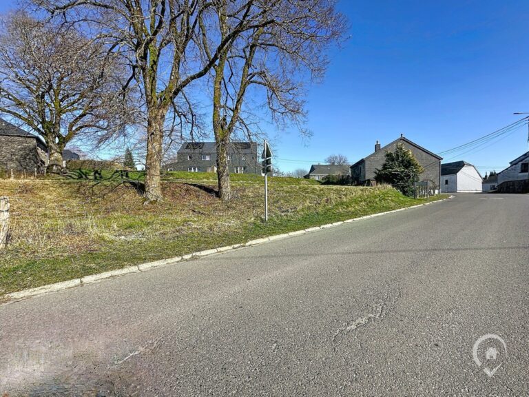 Condrogest - EN OPTION - Terrain idéalement situé à Rosières