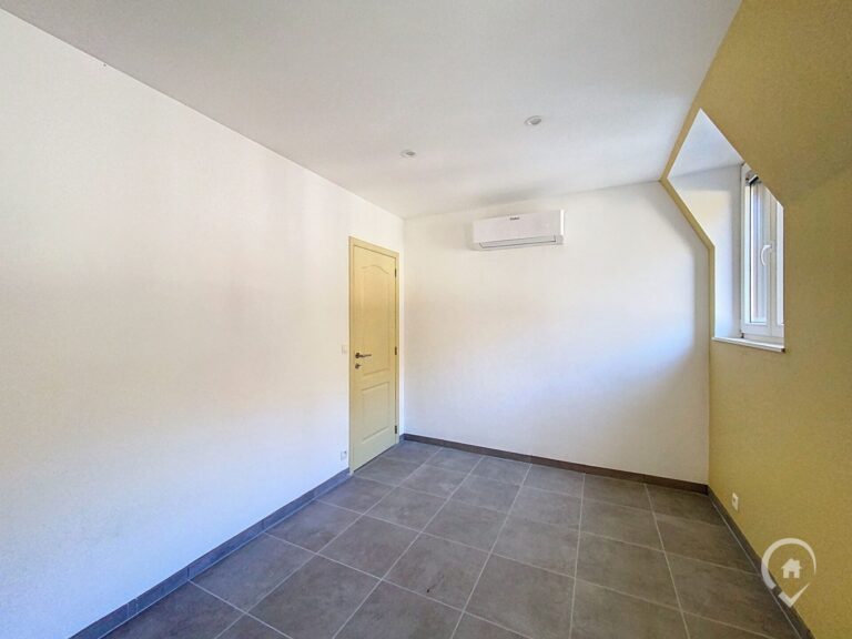 Condrogest - Appartement 2 chambres à louer à Hastière