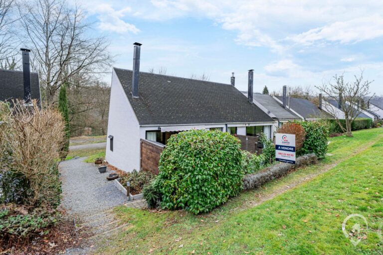 Condrogest - Bungalow à vendre à Hastière, domaine Les Gaux