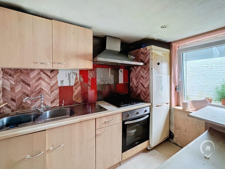 Condrogest - Ensemble immobilier de 2 logements à vendre à Hastière