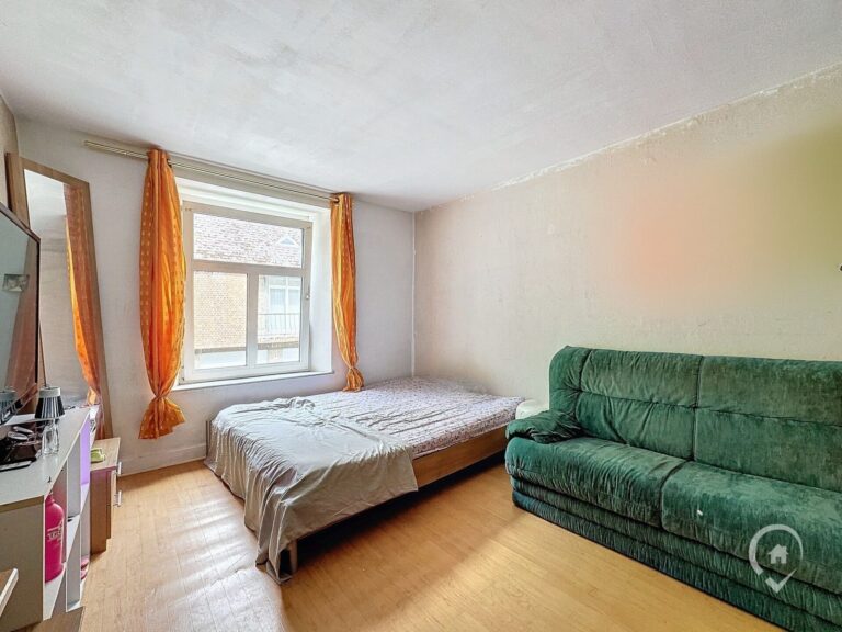 Condrogest - Ensemble immobilier de 2 logements à vendre à Hastière