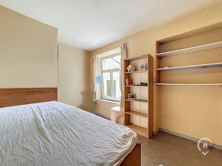 Condrogest - Ensemble immobilier de 2 logements à vendre à Hastière