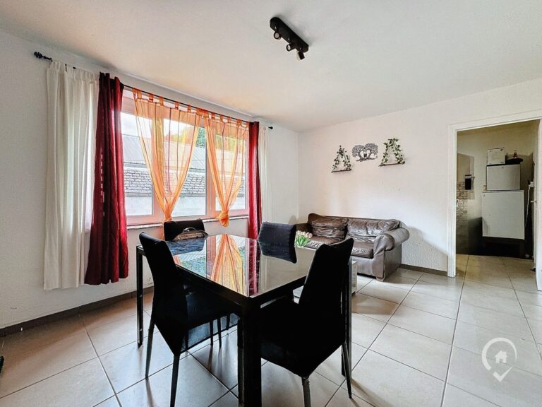 Condrogest - Ensemble immobilier de 2 logements à vendre à Hastière