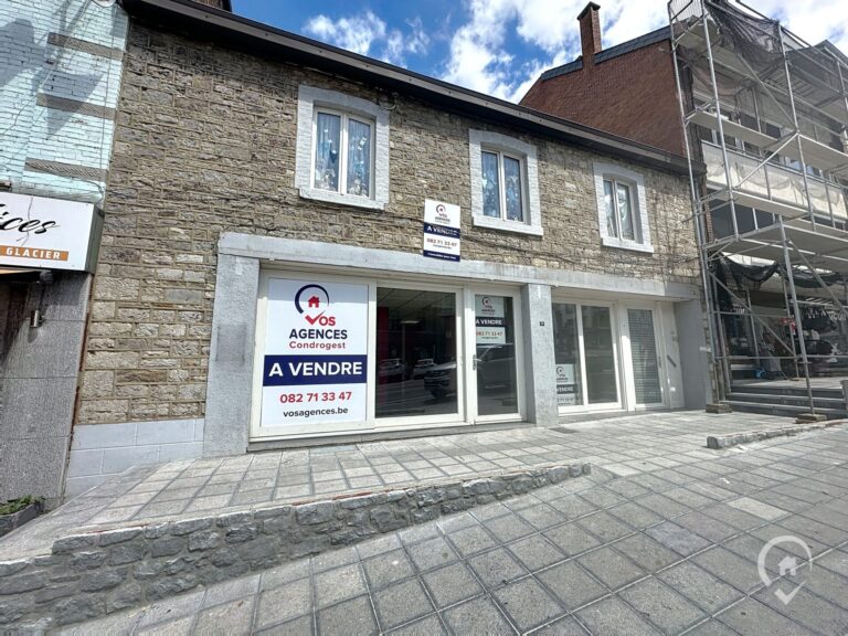 Condrogest - Immeuble de rapport à vendre dans le centre de Beauraing