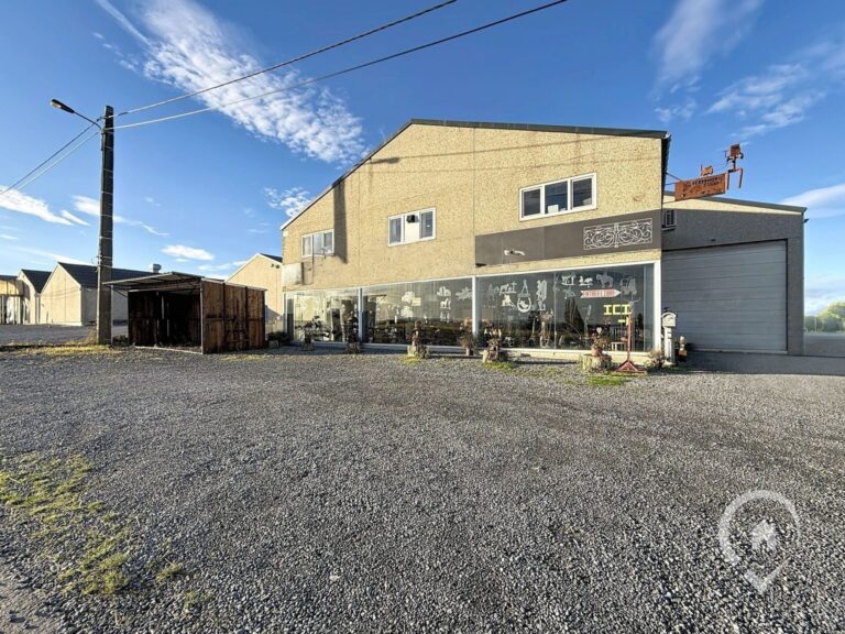 Condrogest - Bien Commercial À Vendre à Pondrôme