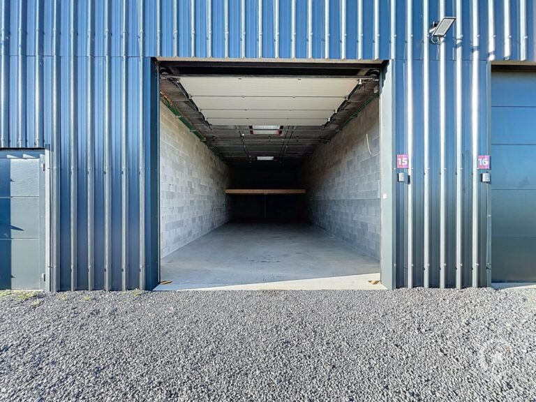 Condrogest - Entrepôt de 75 m² à louer dans le zoning d'Achêne