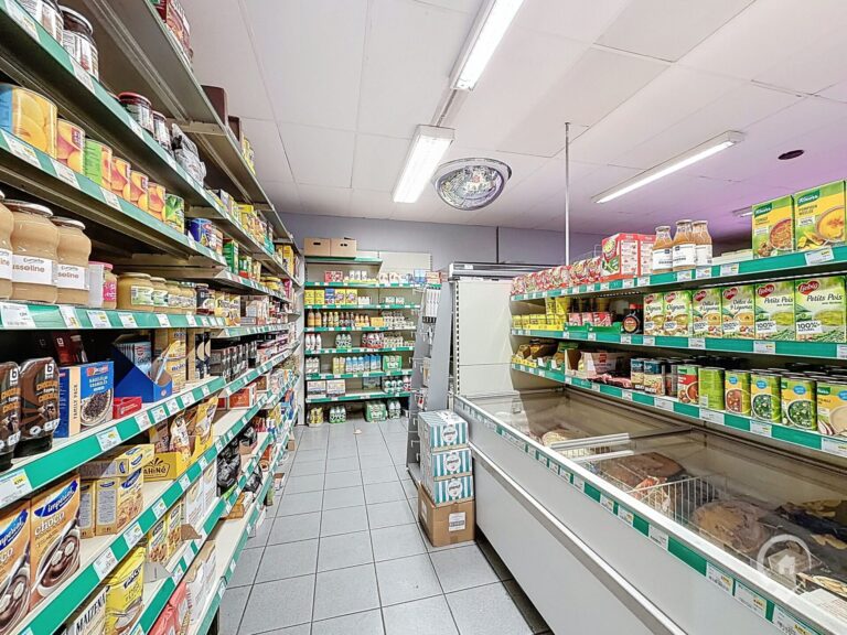 Condrogest - Bâtiment de 170 m² à vendre à Hamois