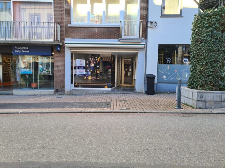 Condrogest - Surface commerciale en plein centre de Ciney