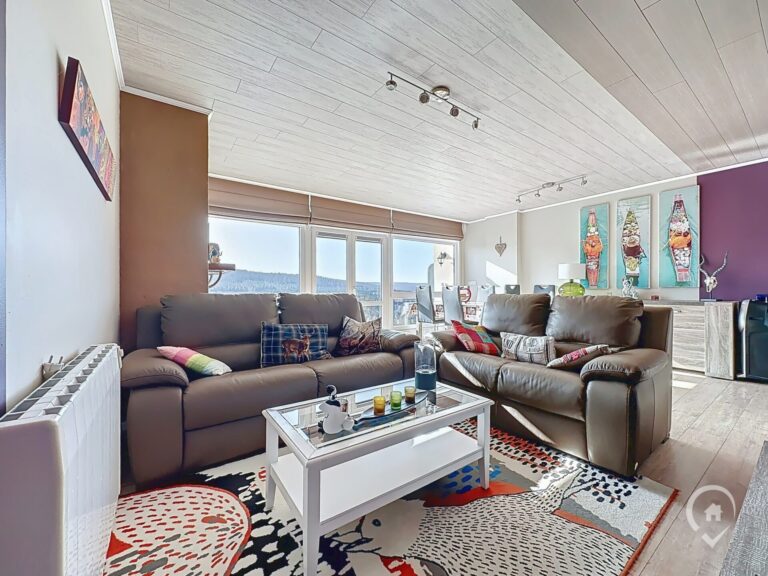 Condrogest - SOUS OPTION !!! Appartement rénové à vendre à Nassogne, vue sur la nature