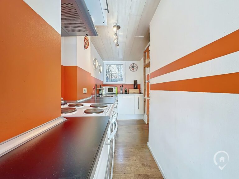 Condrogest - SOUS OPTION !!! Appartement rénové à vendre à Nassogne, vue sur la nature