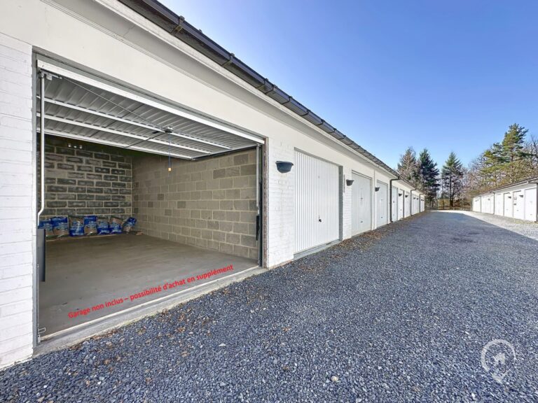 Condrogest - SOUS OPTION !!! Appartement rénové à vendre à Nassogne, vue sur la nature