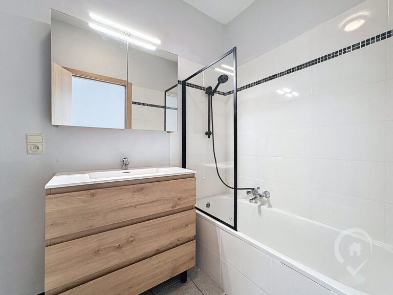 Condrogest - Appartement entièrement rénové 1 chambre à louer à Bomal