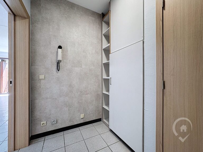 Condrogest - Appartement entièrement rénové 1 chambre à louer à Bomal