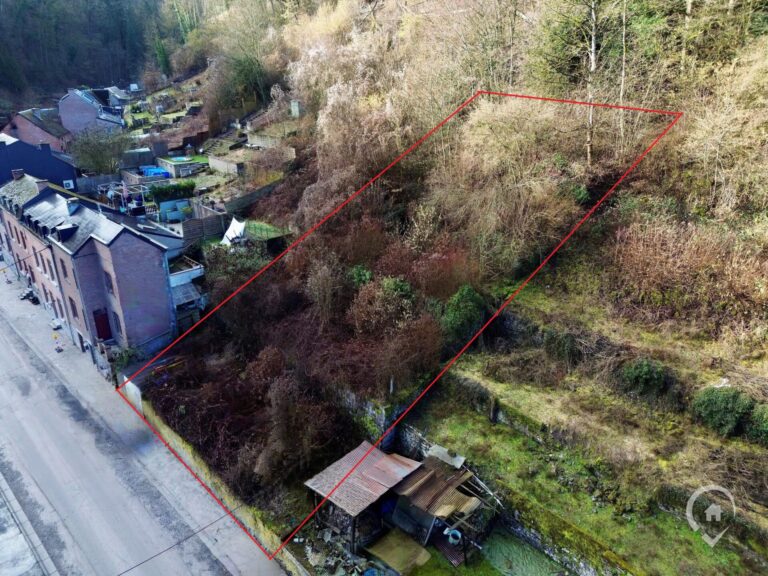 Condrogest - Terrain à bâtir de 6,5 ares à vendre à Bouvignes - Dinant