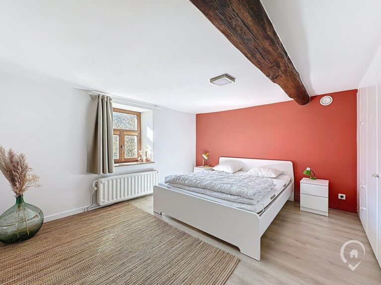 Condrogest - Superbe propriété rénovée 7 chambres à vendre à Hodister