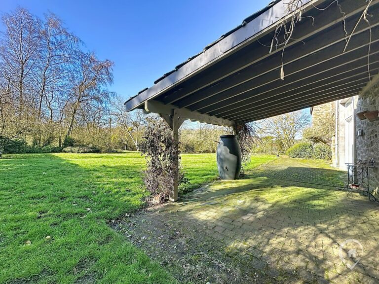 Condrogest - Superbe propriété rénovée 7 chambres à vendre à Hodister