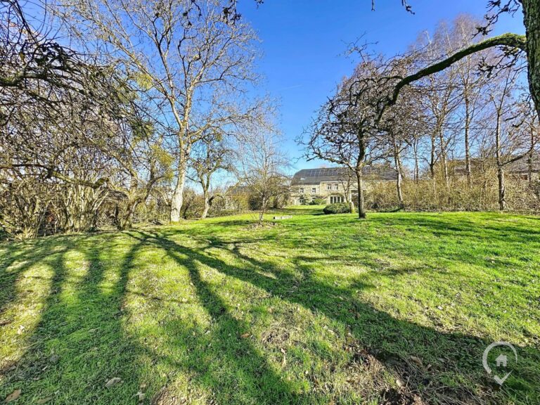 Condrogest - Superbe propriété rénovée 7 chambres à vendre à Hodister