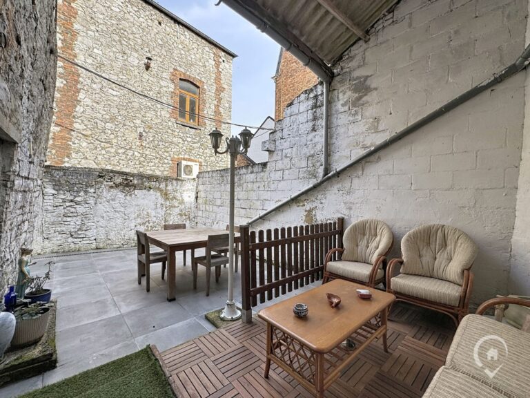 Condrogest - Maison avec terrasse et garage à vendre à Bouvignes