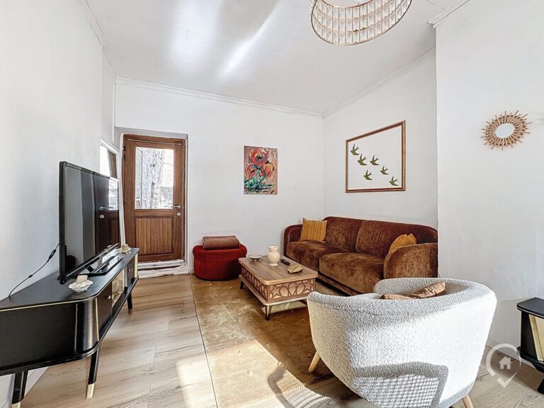 Condrogest - Maison avec terrasse et garage à vendre à Bouvignes