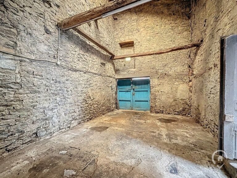 Condrogest - Maison avec terrasse et garage à vendre à Bouvignes