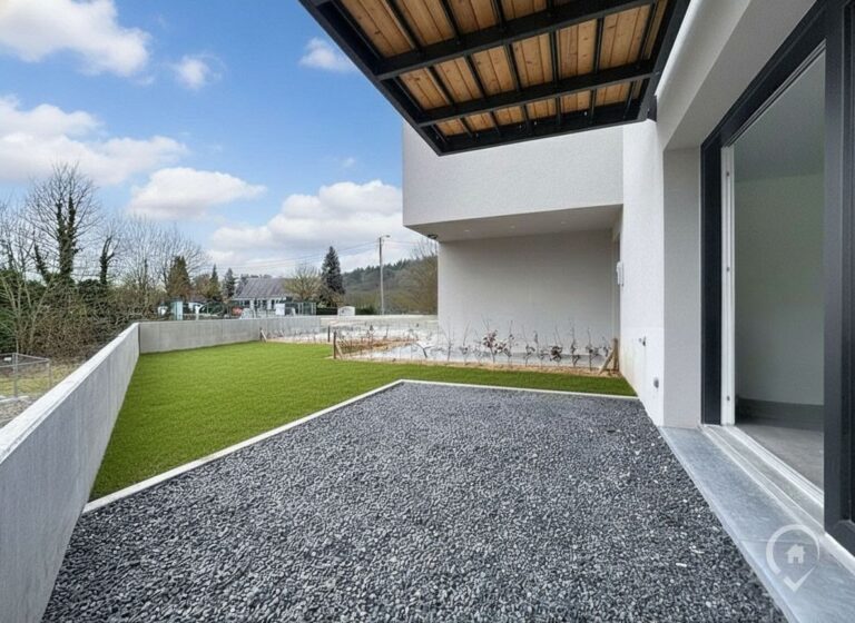 Condrogest - Appartement rez 3 chambres avec jardin à vendre à Yvoir