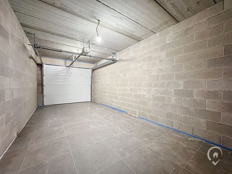 Condrogest - Appartement rez 3 chambres avec jardin à vendre à Yvoir