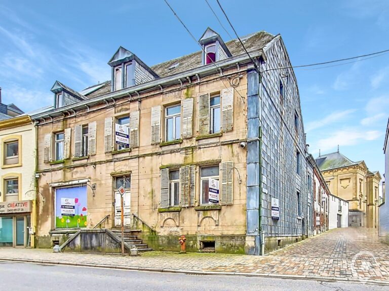 Condrogest - SOUS OPTION !!! Immeuble à rénover sur 4 niveaux - 1060m²