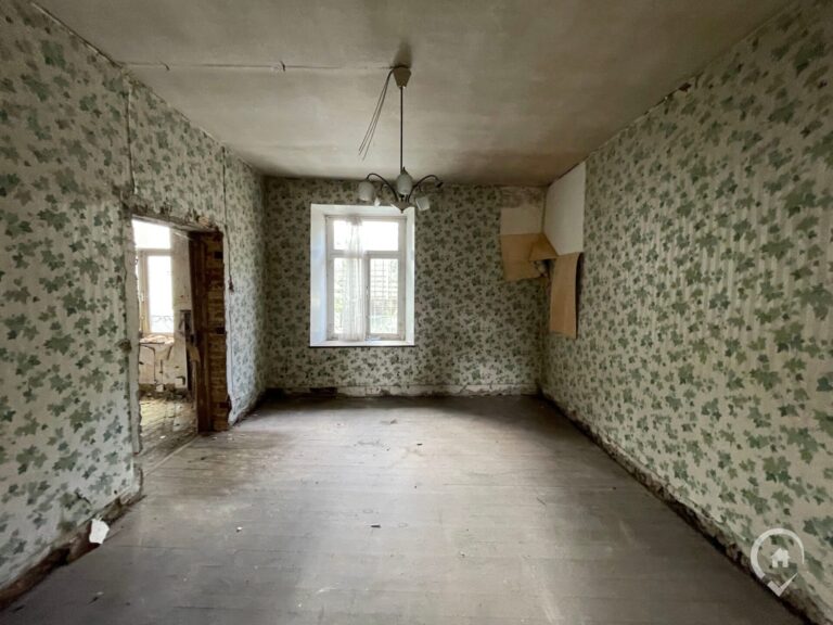 Condrogest - SOUS OPTION !!! Immeuble à rénover sur 4 niveaux - 1060m²