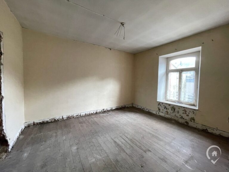 Condrogest - SOUS OPTION !!! Immeuble à rénover sur 4 niveaux - 1060m²